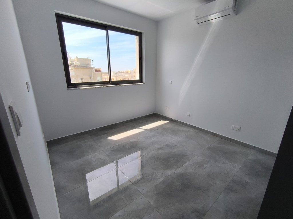 property-main-img