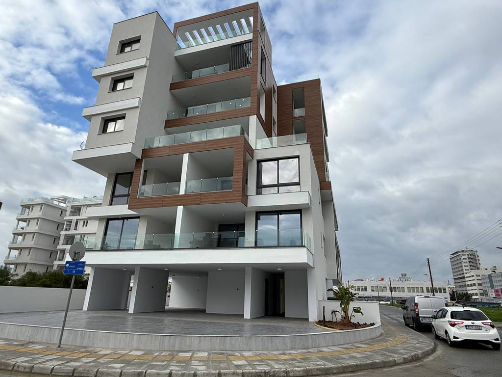 property-main-img