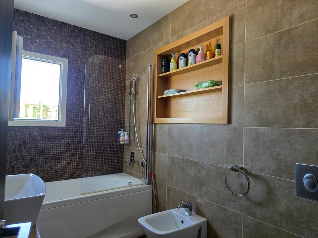 property-main-img