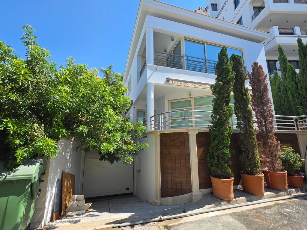 property-main-img