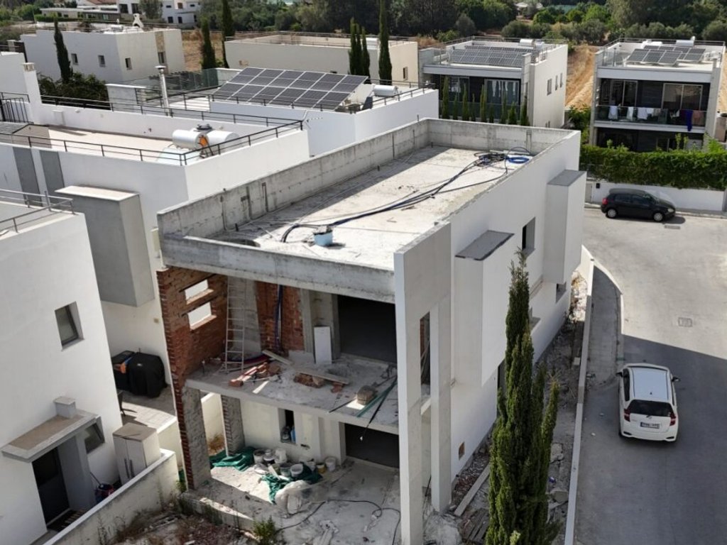 property-main-img
