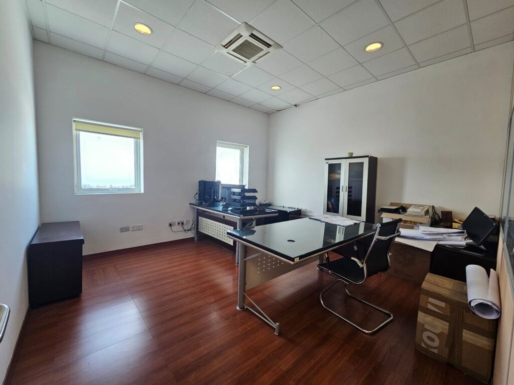 property-main-img