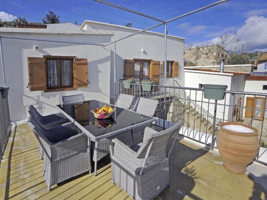 property-main-img