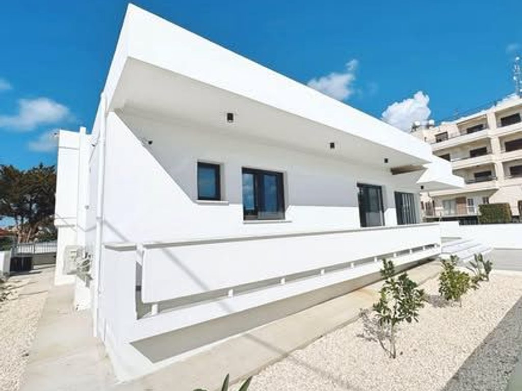 property-main-img