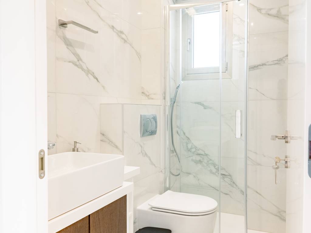property-main-img