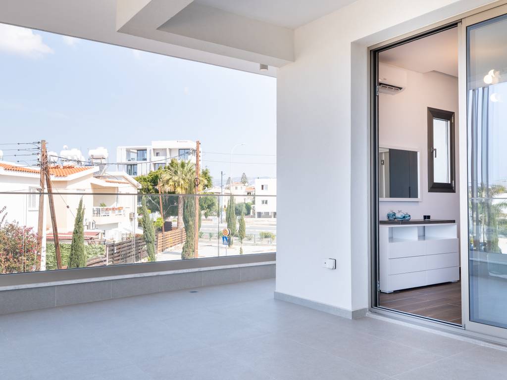 property-main-img