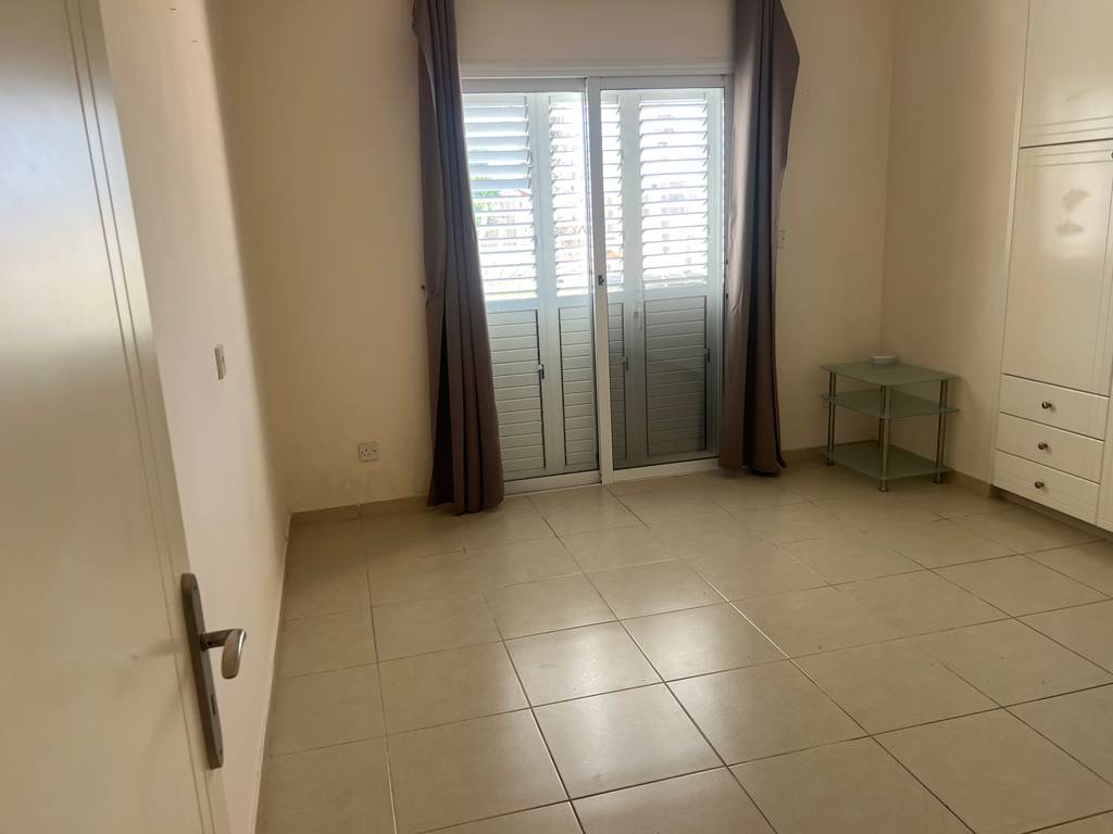 property-main-img