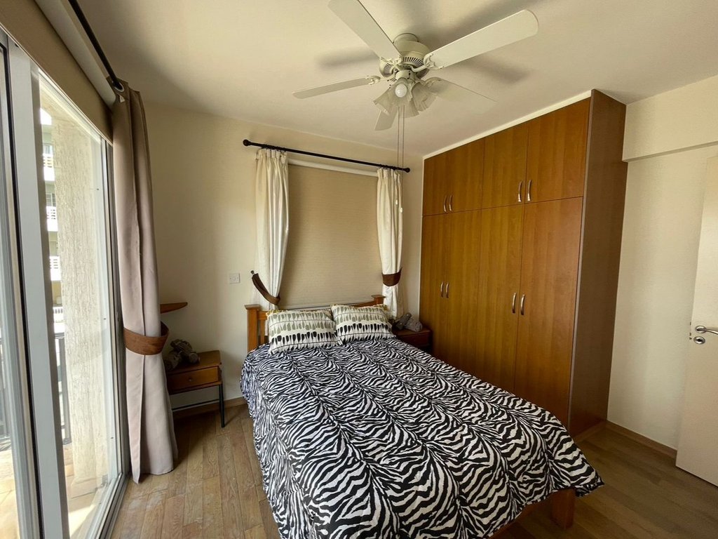 property-main-img