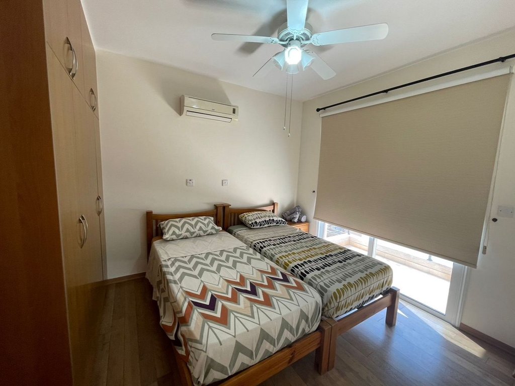 property-main-img