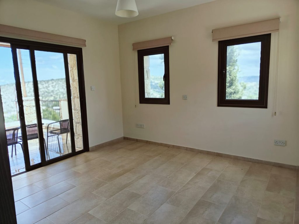 property-main-img