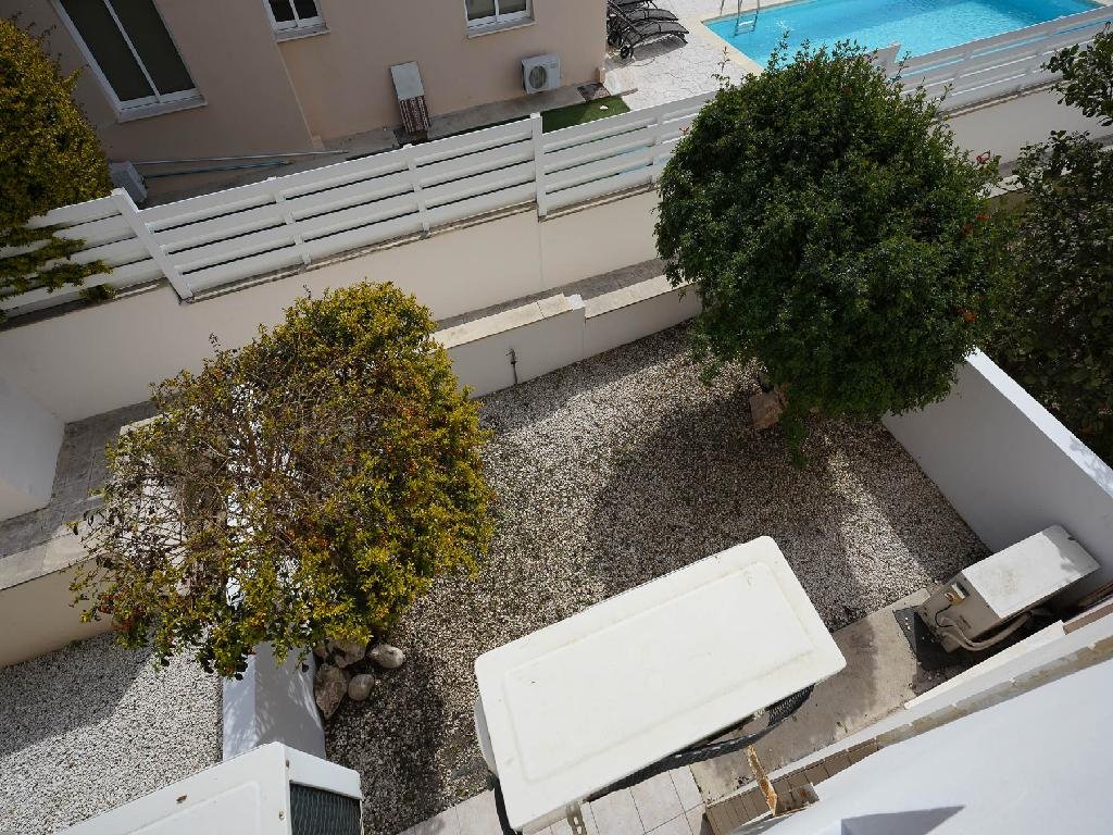 property-main-img