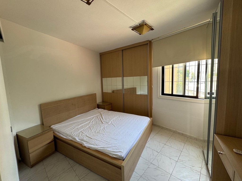 property-main-img