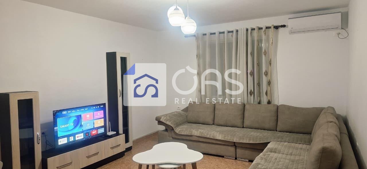 Jepet me qera apartament 1+1 ne Ali Dem