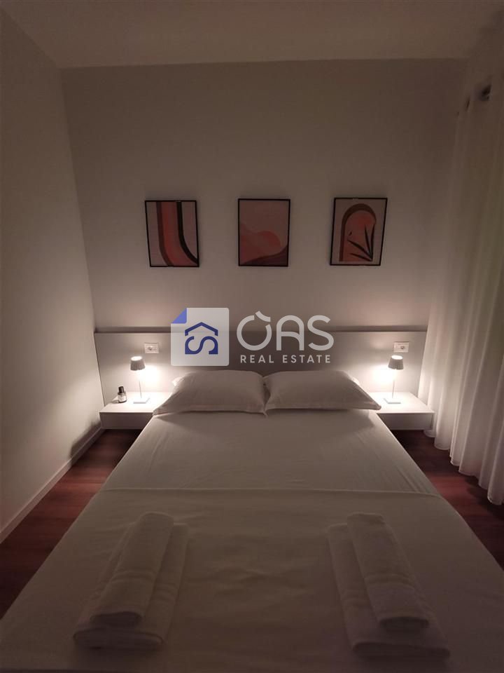 Jepet apartament me qera 1+1 tek Rruga e Durrsit