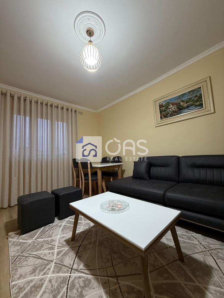 Vendesi appartamento 2+1 ad Ali Dem.