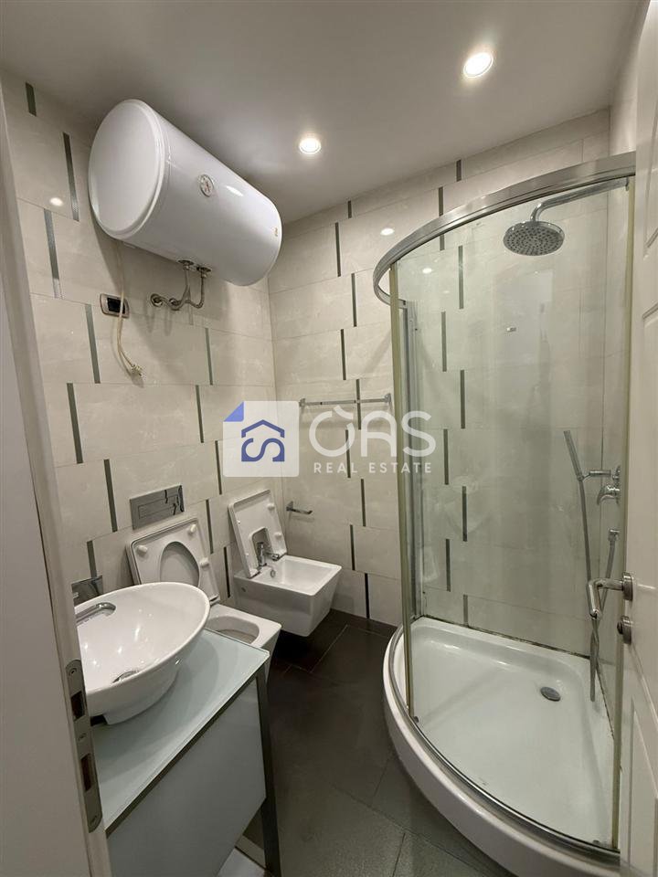 Jepet apartament me qera 3+1+2 tek Kopshti Zologjik