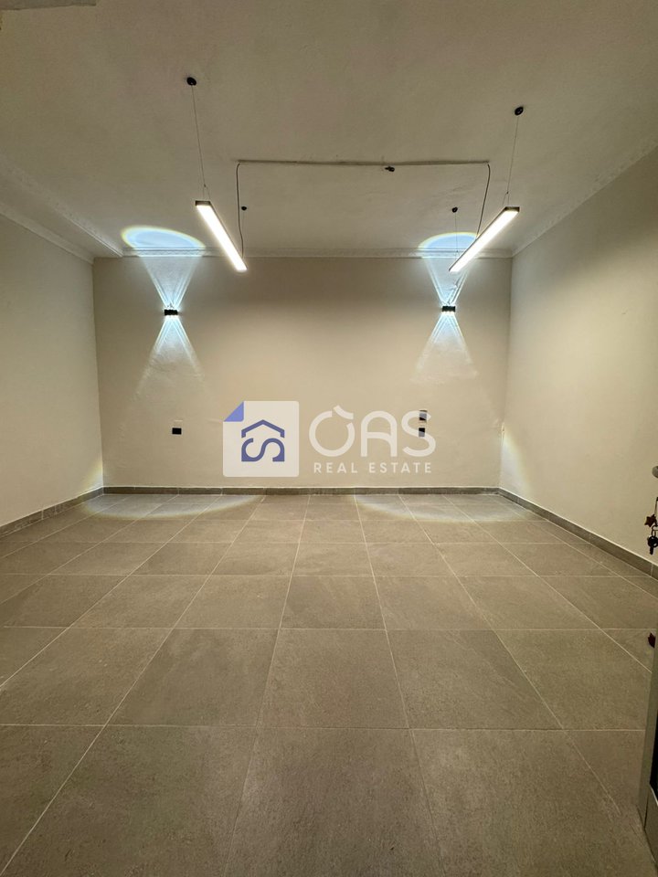 Locale in affitto a Selite