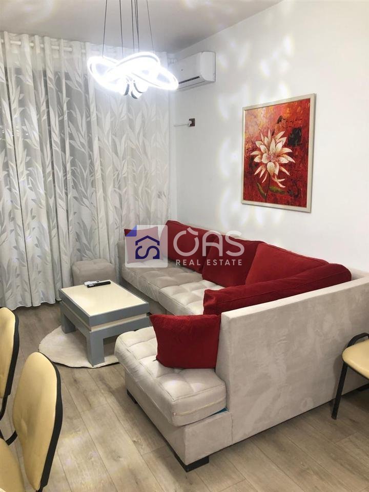 Jepet apartament me qera 1+1 tek Ish Ekspozita