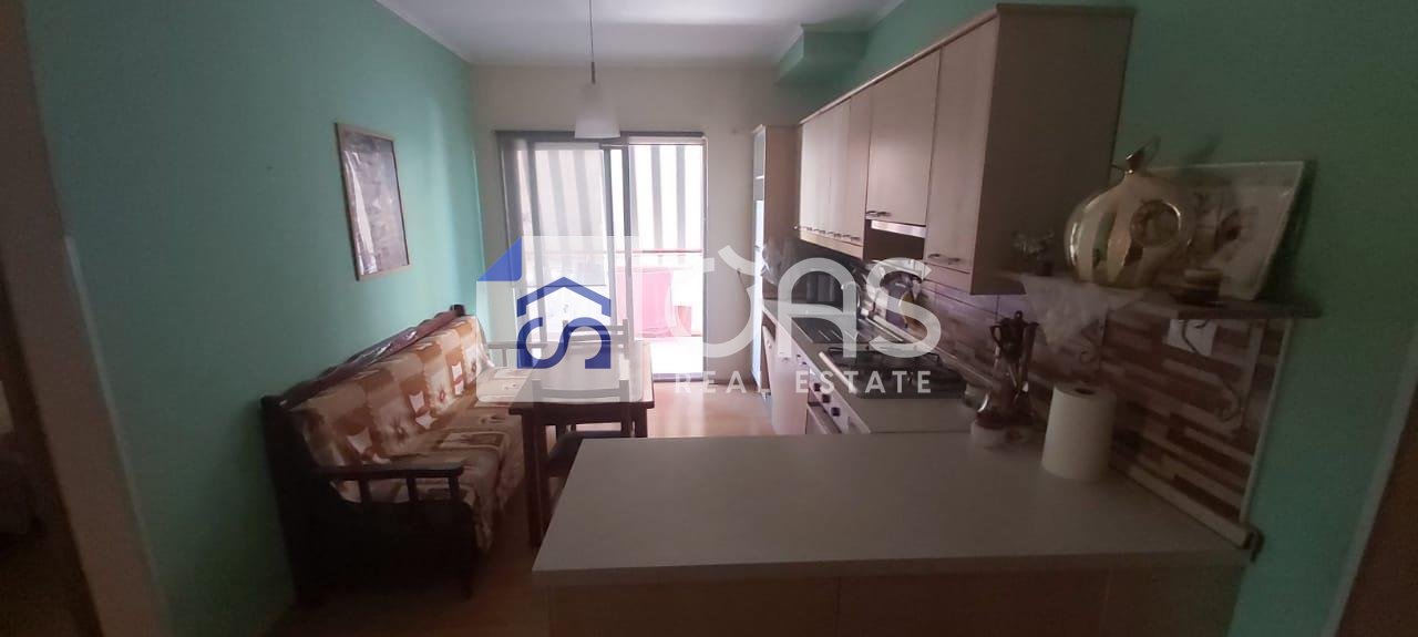 Jepet apartament me qera 2+1 ne Astir
