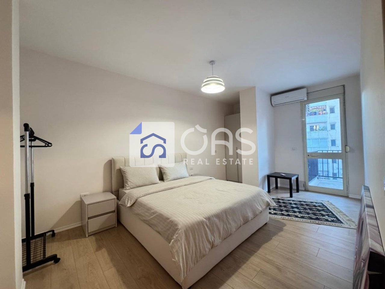 Apartament 1+1 Me Qira në Rruga e Kavajës, Tiranë - 750€ | 70 m²