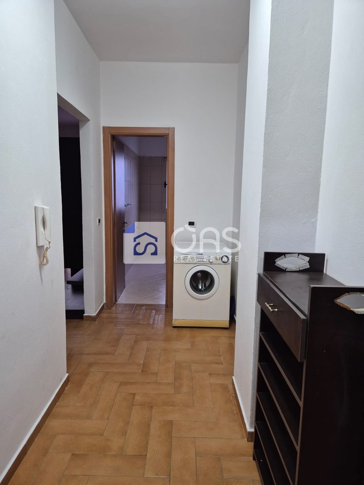 Jepet shpi me qera 2+1 ne Qender