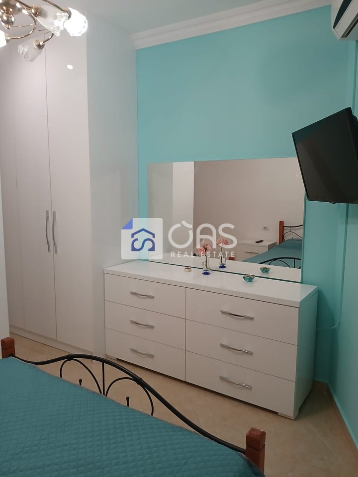 Jepet apartament me qera 2+1 ne Fresk.