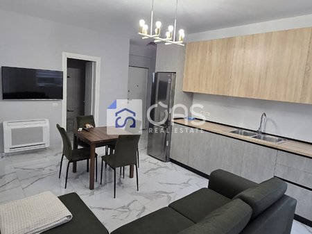 Apartament 2+1 Me Qira tek Liqeni i Thatë, Tiranë - 670€ | 80 m²