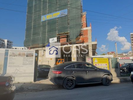 Shitet apartament 3+1  Penthouse ne Paskuqan  163.504 euro