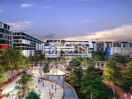 Shitet Apartament 2+1+verande tek Univers City