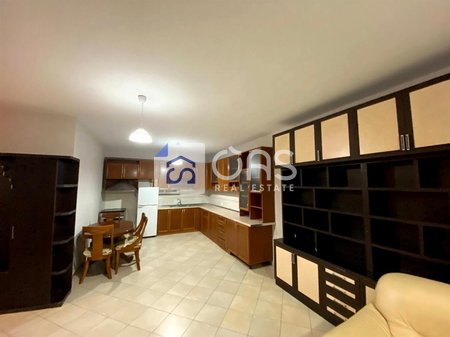 Jepet me qera apartamenti 2+1 ne Yzberisht