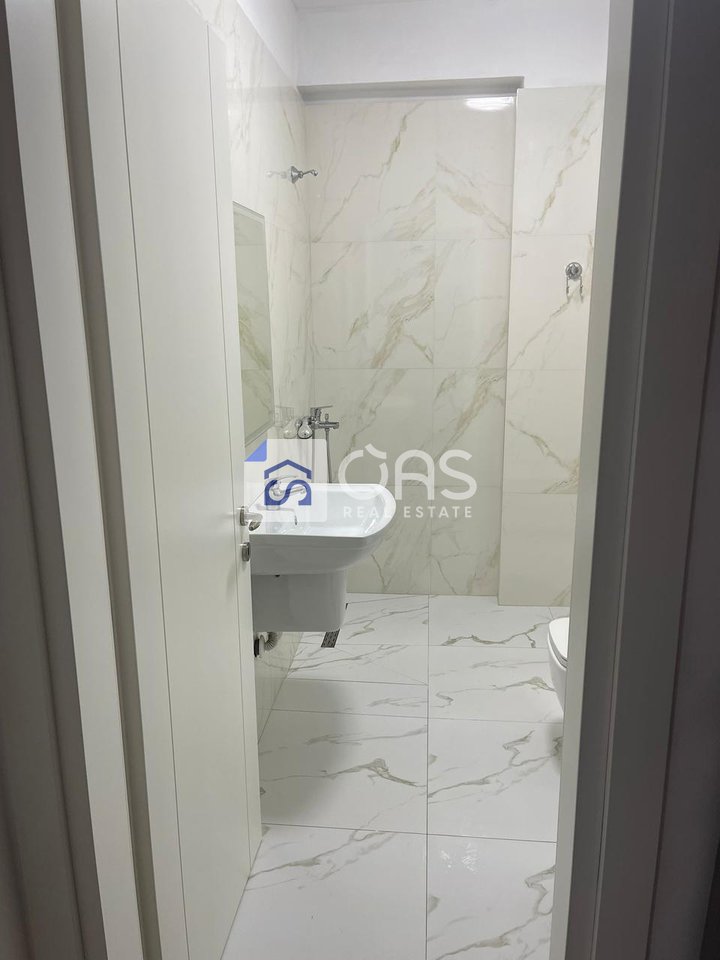 Apartament 1+1 Me Qira në Liqeni i Thatë, Tiranë - 500€ | 60 m²