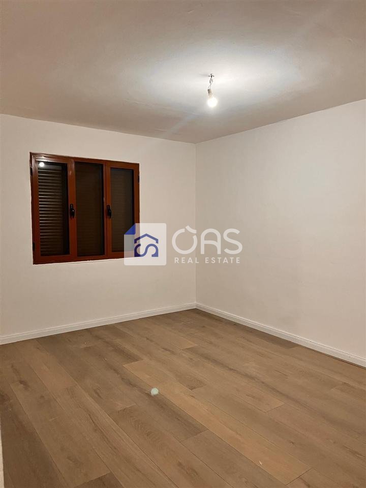 1+1 apartment for sale in Kombinat