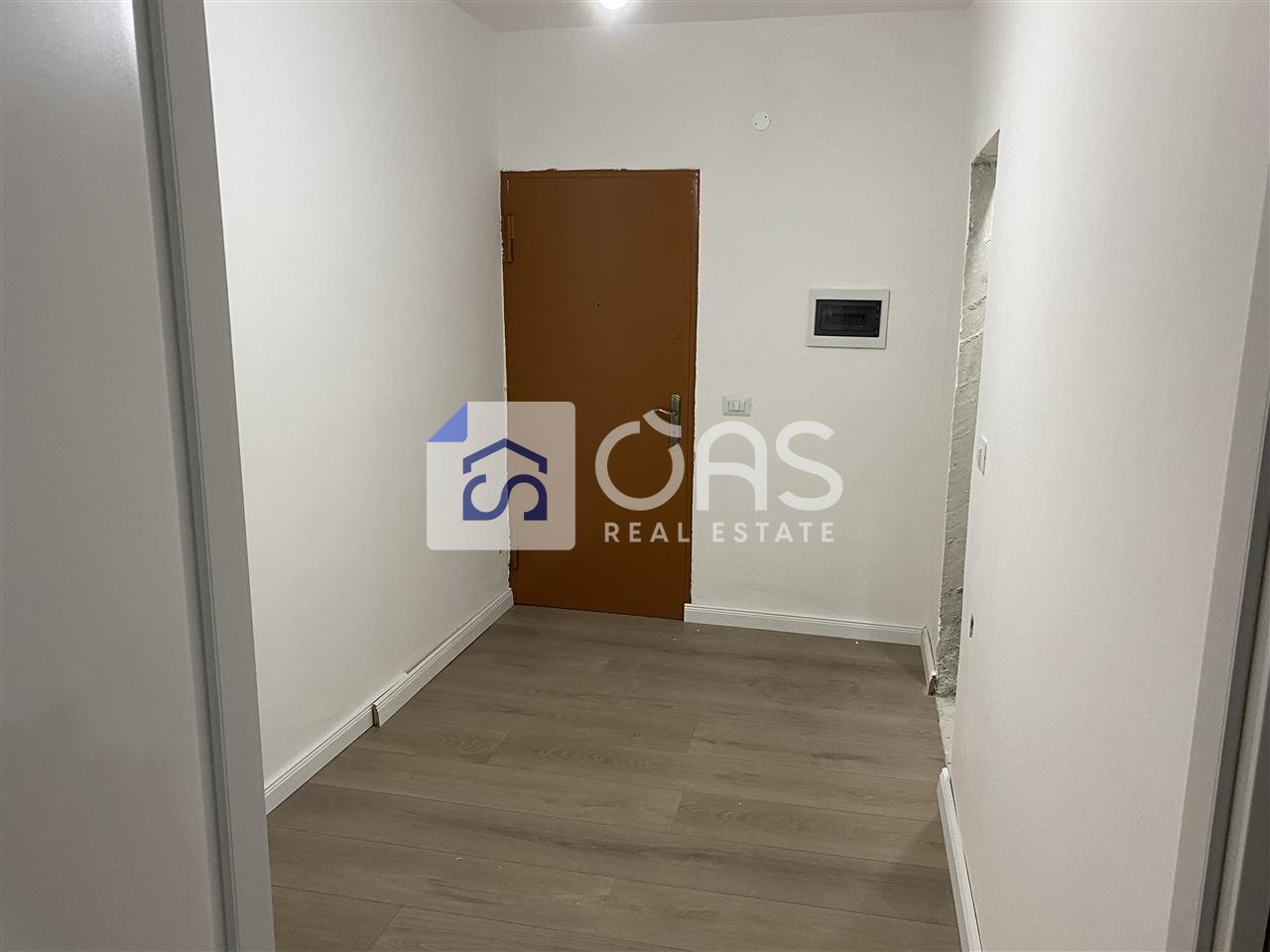 1+1 apartment for sale in Kombinat