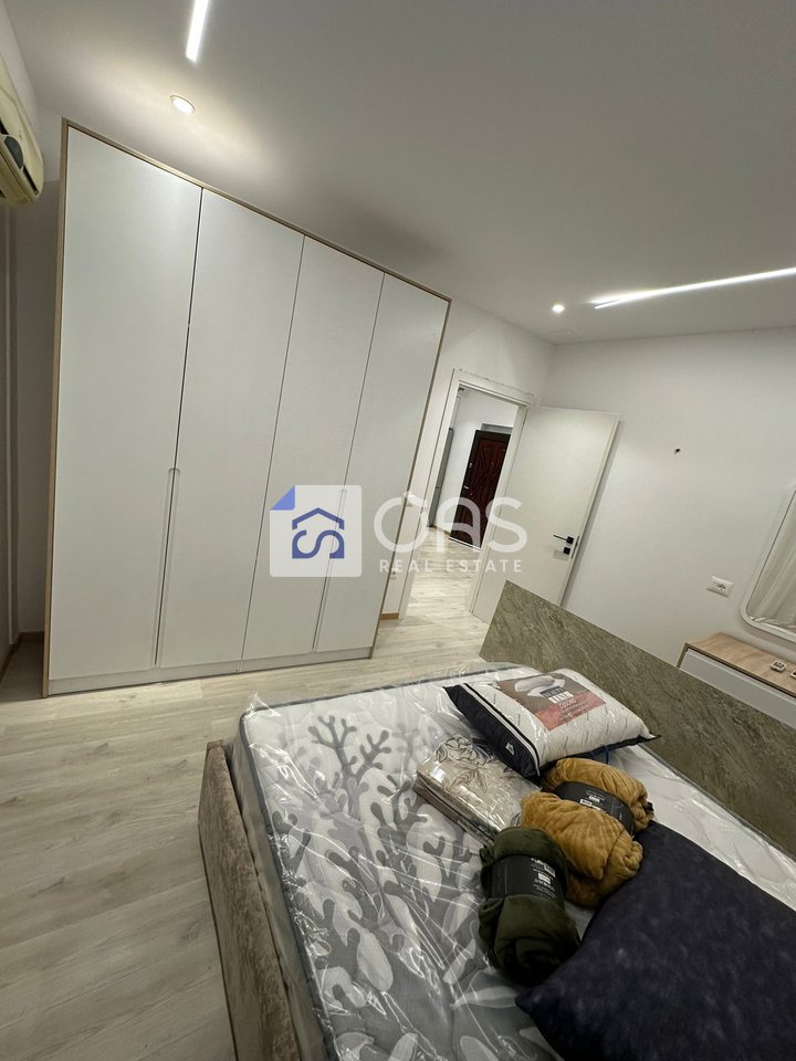 1+1 apartment for rent in Zogu i Zi