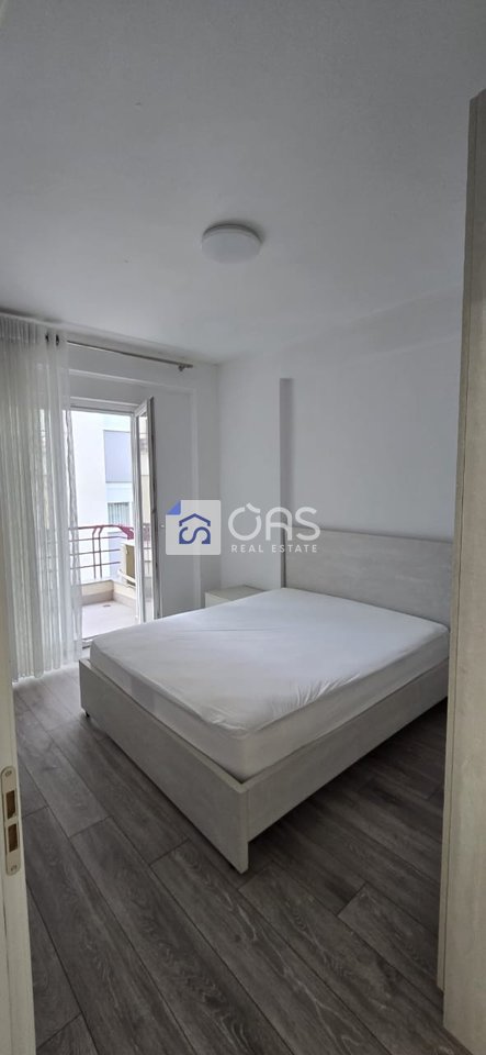 Apartament 2+1 Me Qira tek Liqeni i Thatë, Tiranë - 670€ | 80 m²