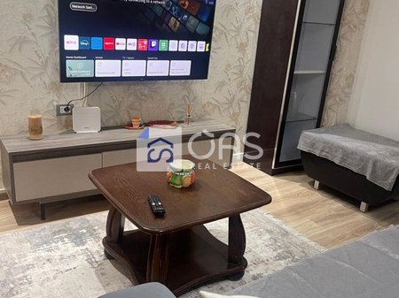 1+1 apartment for rent at Komuna e Parisit