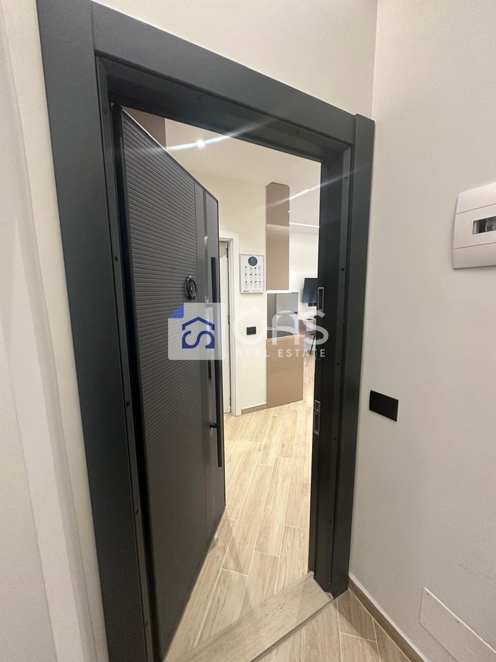 1+1 Apartment for Rent on 5 Maji Street, Tirana - 500€ | 37 m²