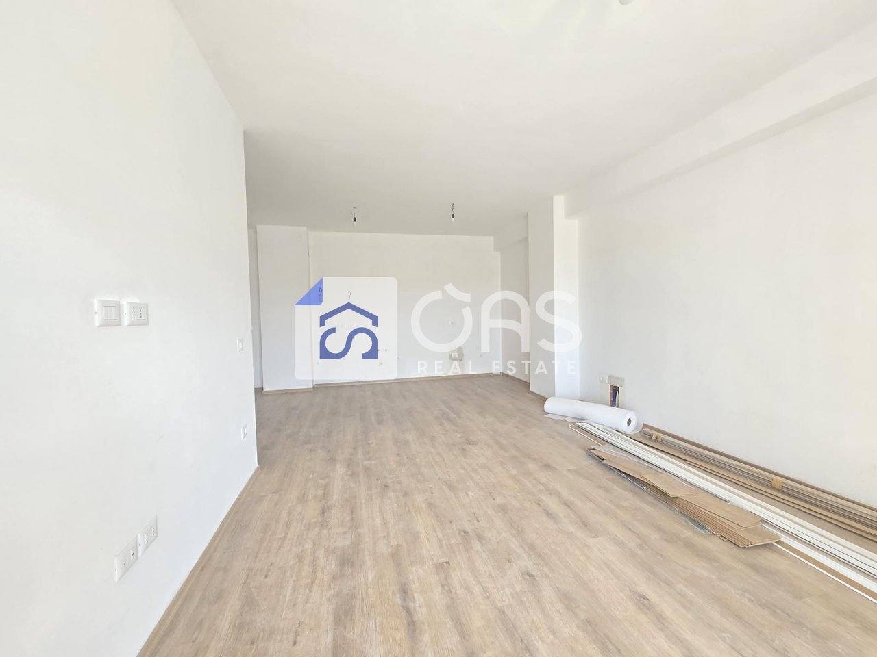 Vendesi appartamento 2+1 presso Dritan Hoxha (Complesso Aura)