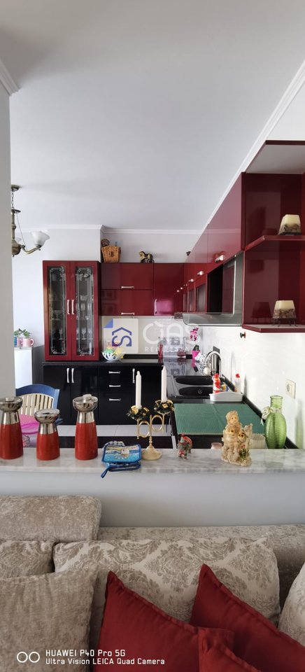 Jepet me qera Apartrament 2+1+2 Ne Yzberisht