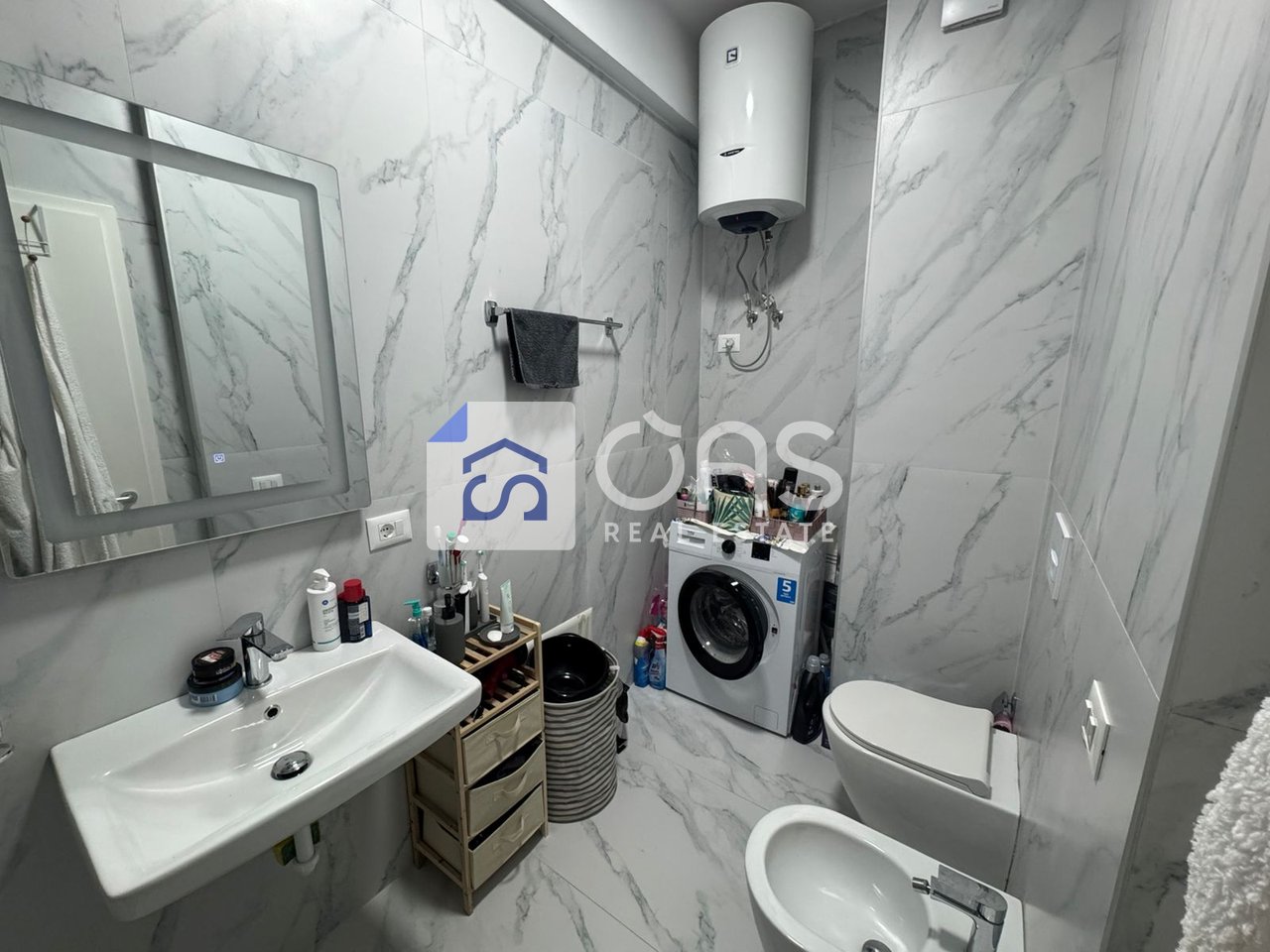 Apartament 1+1 Me Qira në Ali Demi, Tiranë - 400€ | 63 m²