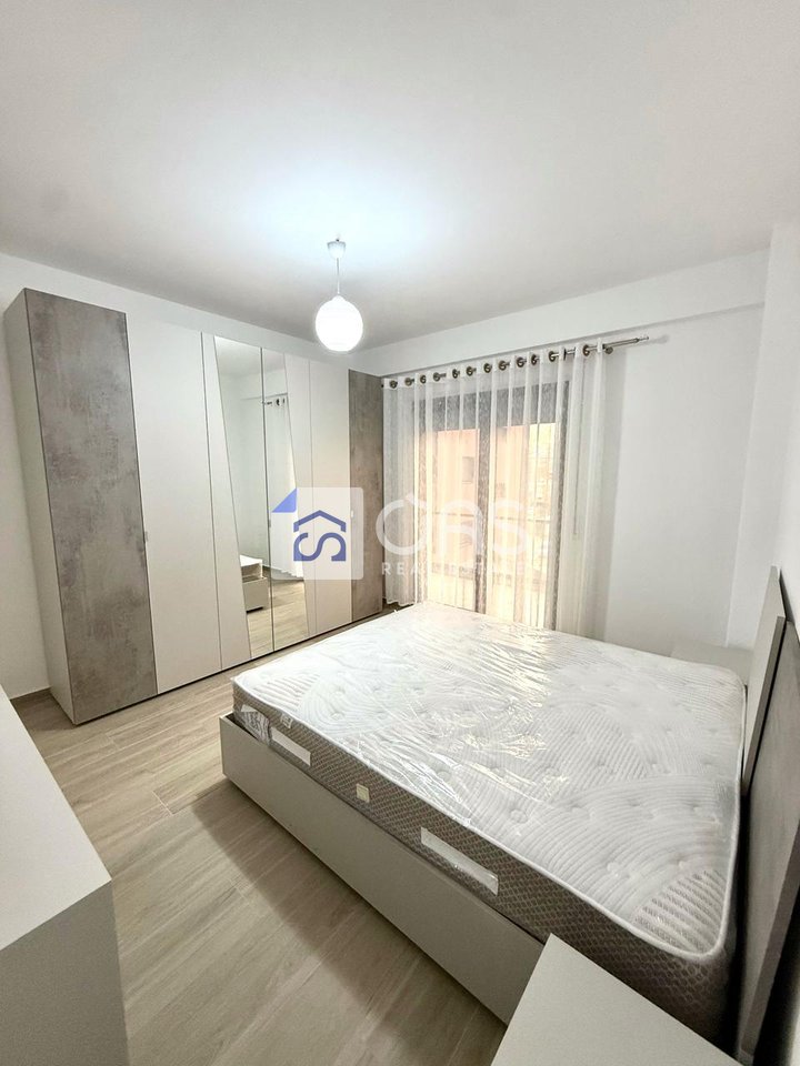 Appartamento 2+2 in affitto ad Astir, Tirana - 700€ | 105 m²