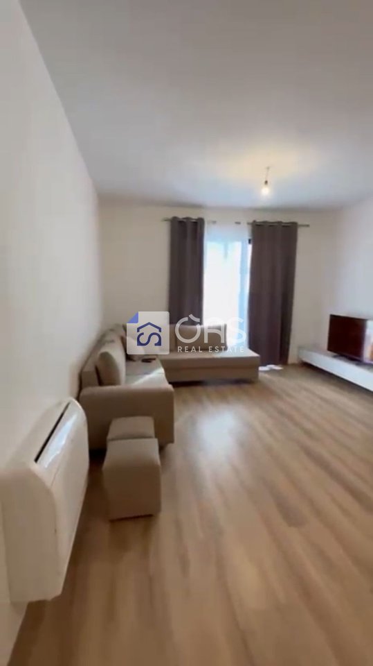 Jepet apartament me qera 2+1+2 ne Kinostudio