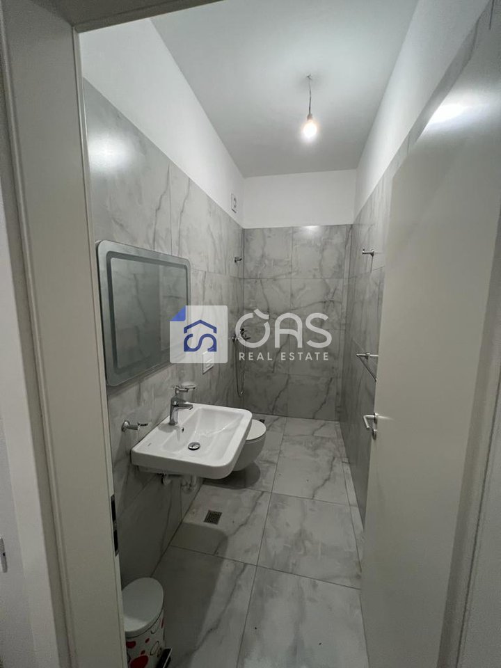 Apartment 2+1+2 for sale at 21 Dhjetori (Kontakt Complex)