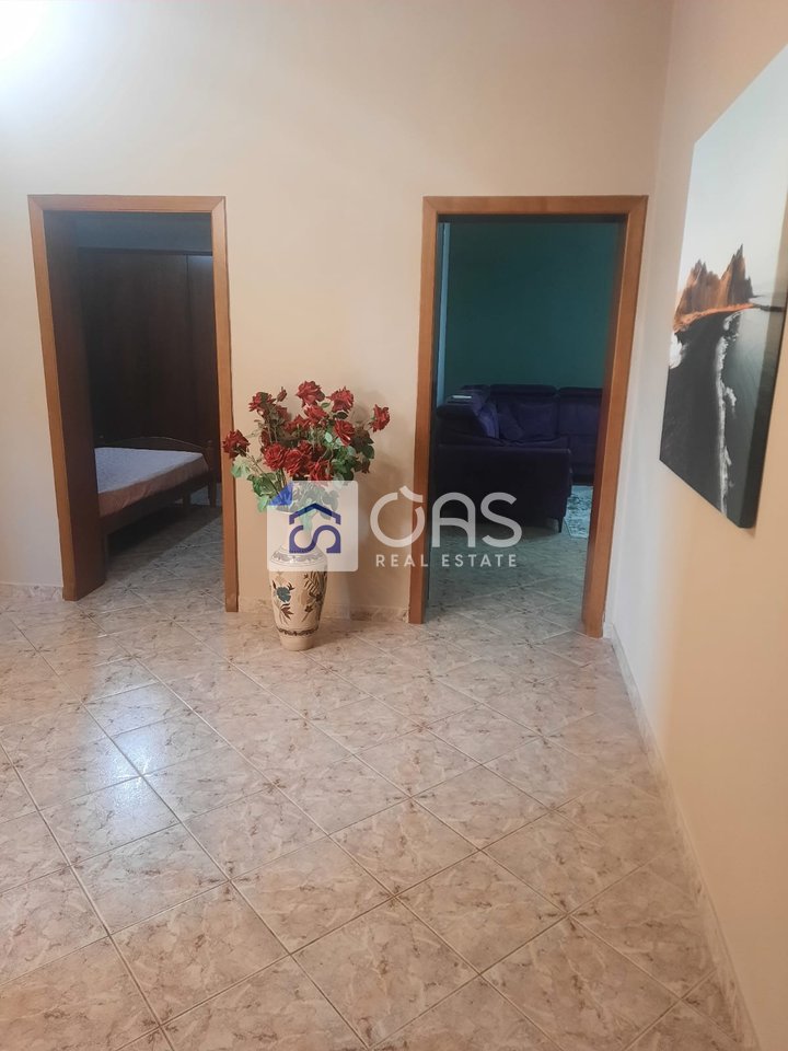 Jepet apartament me qera 2+1+2 tek Kodra e Priftit