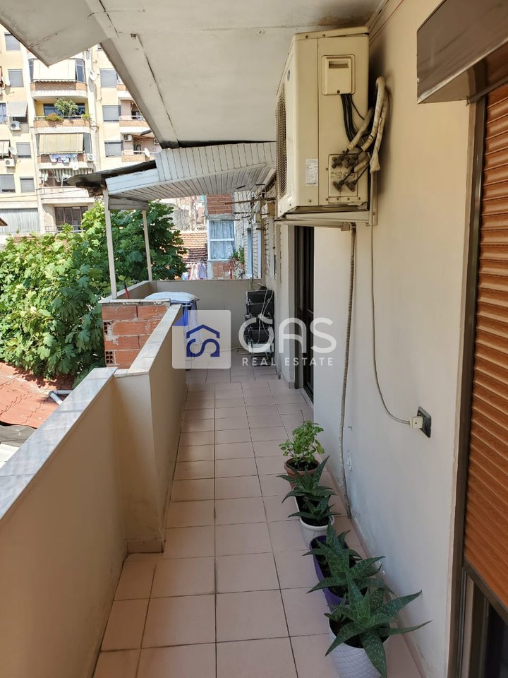 Apartment 3+1+2 for sale at 21 Dhjetori