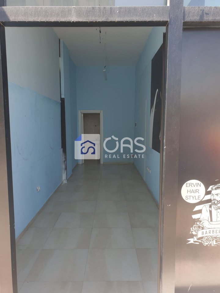 Dyqan Me Qira në Ish Parku, Tiranë - 420€ | 23 m²