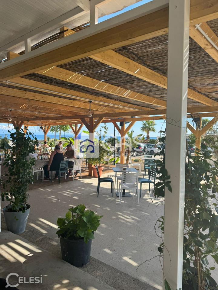 FOR RENT FOR THE SUMMER SEASON APRIL 1 - OCTOBER 15, BAR - RESTAURANT