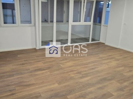 Shitet apartament 2+1+2 ne Qender