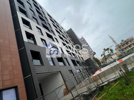 Shitet apartament 2+1 ne Bulevardin e Ri 
Siperfaqe:83.7m2 163.810 euro