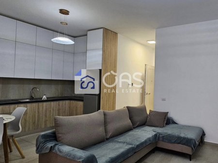 Jepet apartament 1+1 tek Kopshti Botanik